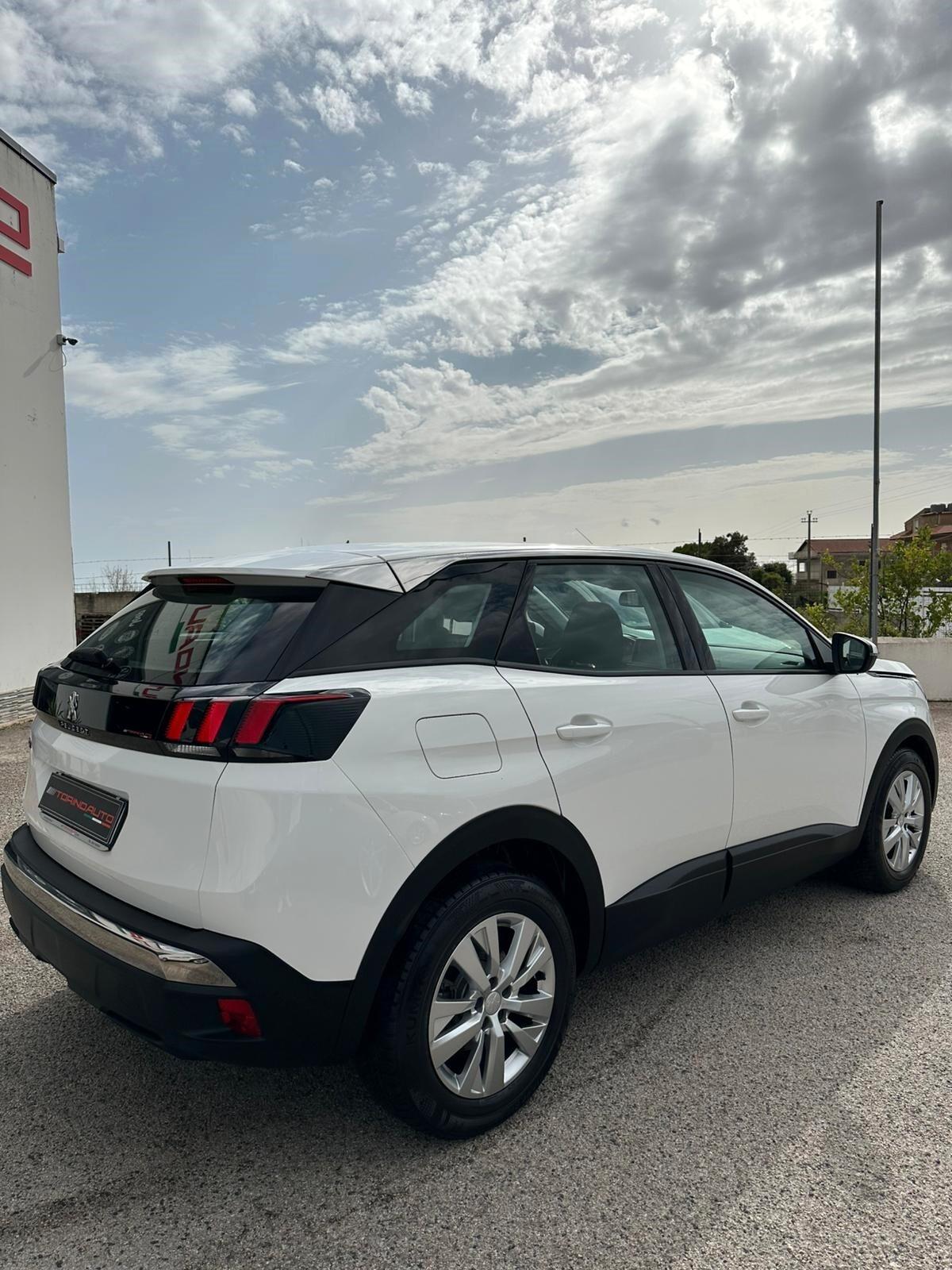 Peugeot 3008 BlueHDi 130 S&S Business