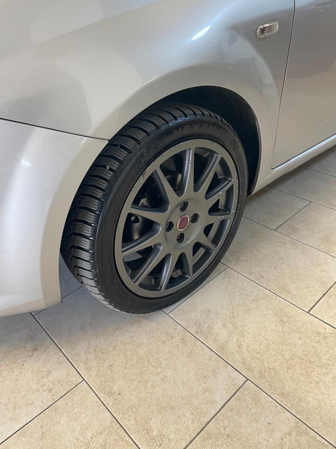 Fiat Punto 1.3 85 CV MJT Lounge TETTO APRIBILE Neopatentati