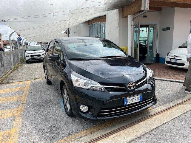 Toyota Verso Verso 1.6 D-4D Active