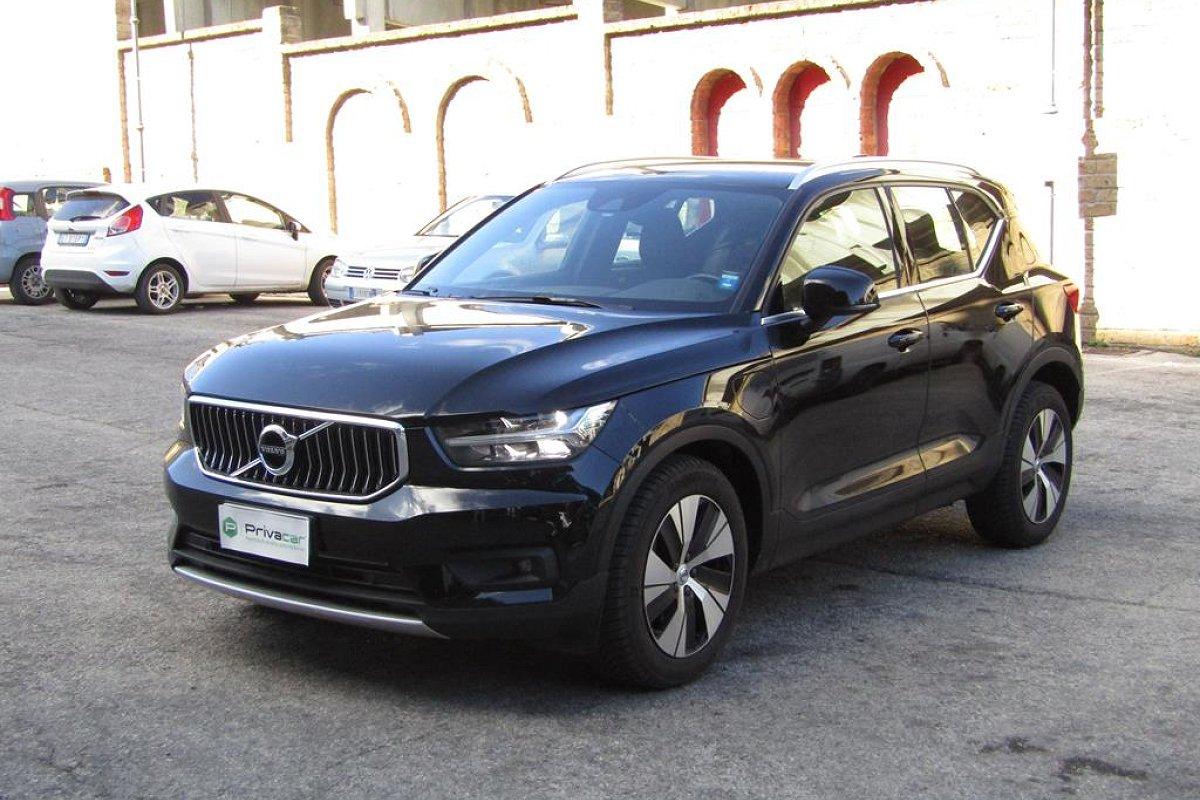 VOLVO XC40 T4 Recharge Plug-in Hybrid R-design