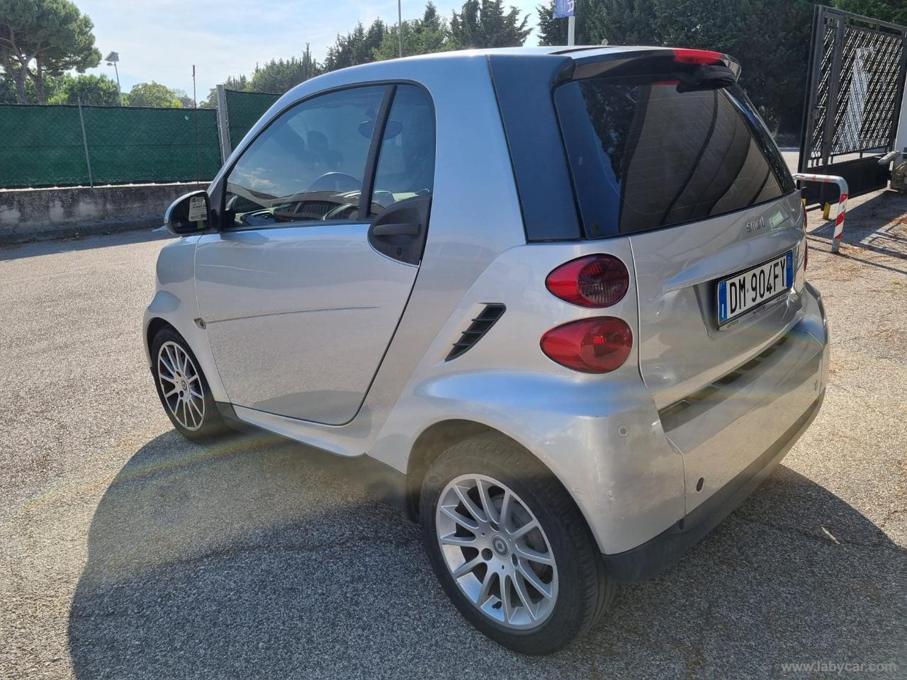 SMART fortwo 1000 52 kW coupé passion