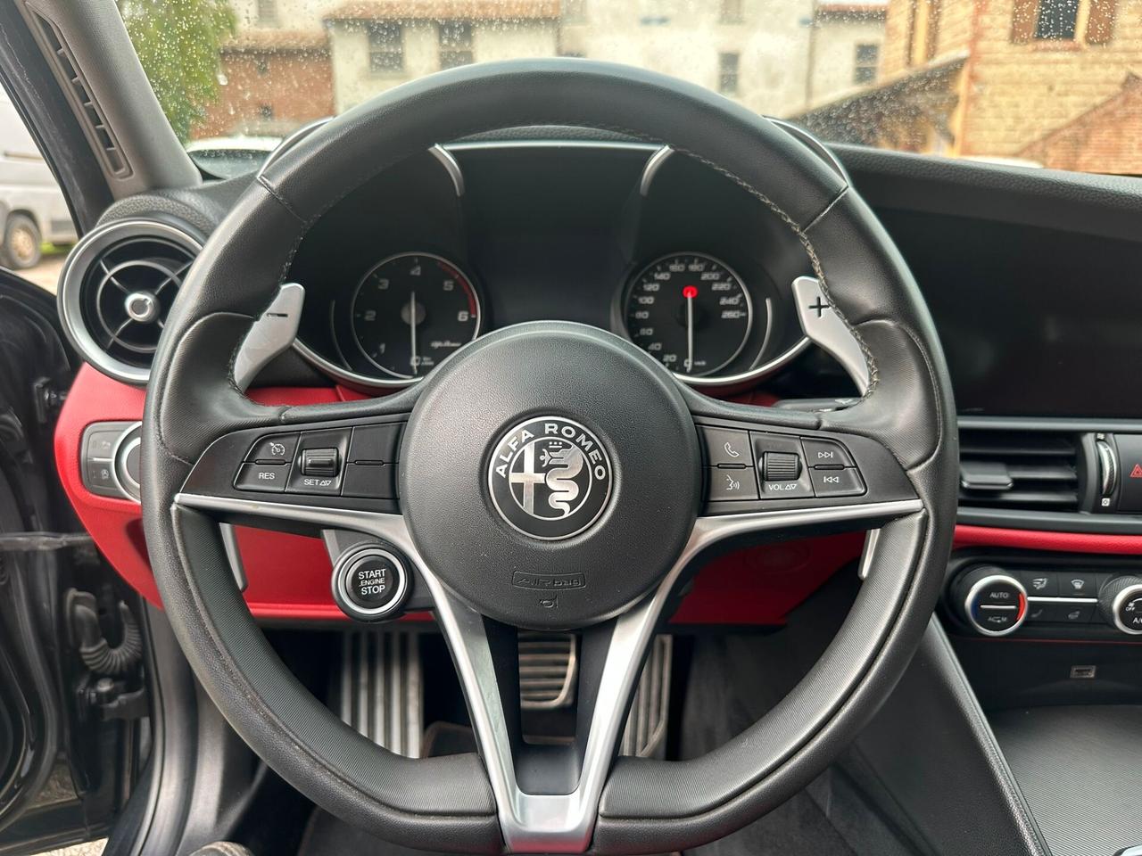 Alfa Romeo Giulia 2.2 Turbodiesel 210 CV AT8 AWD Q4 Veloce