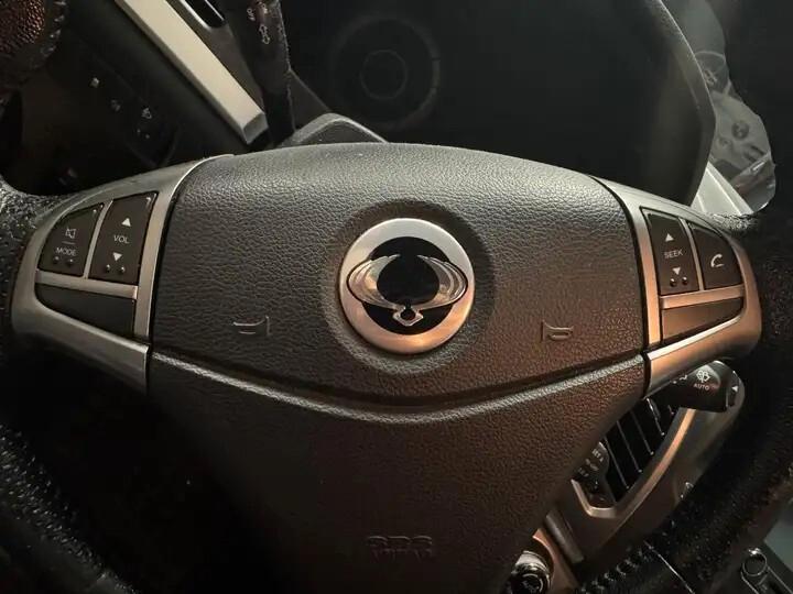 Ssangyong Korando 2.0 2WD MT GPL Limited