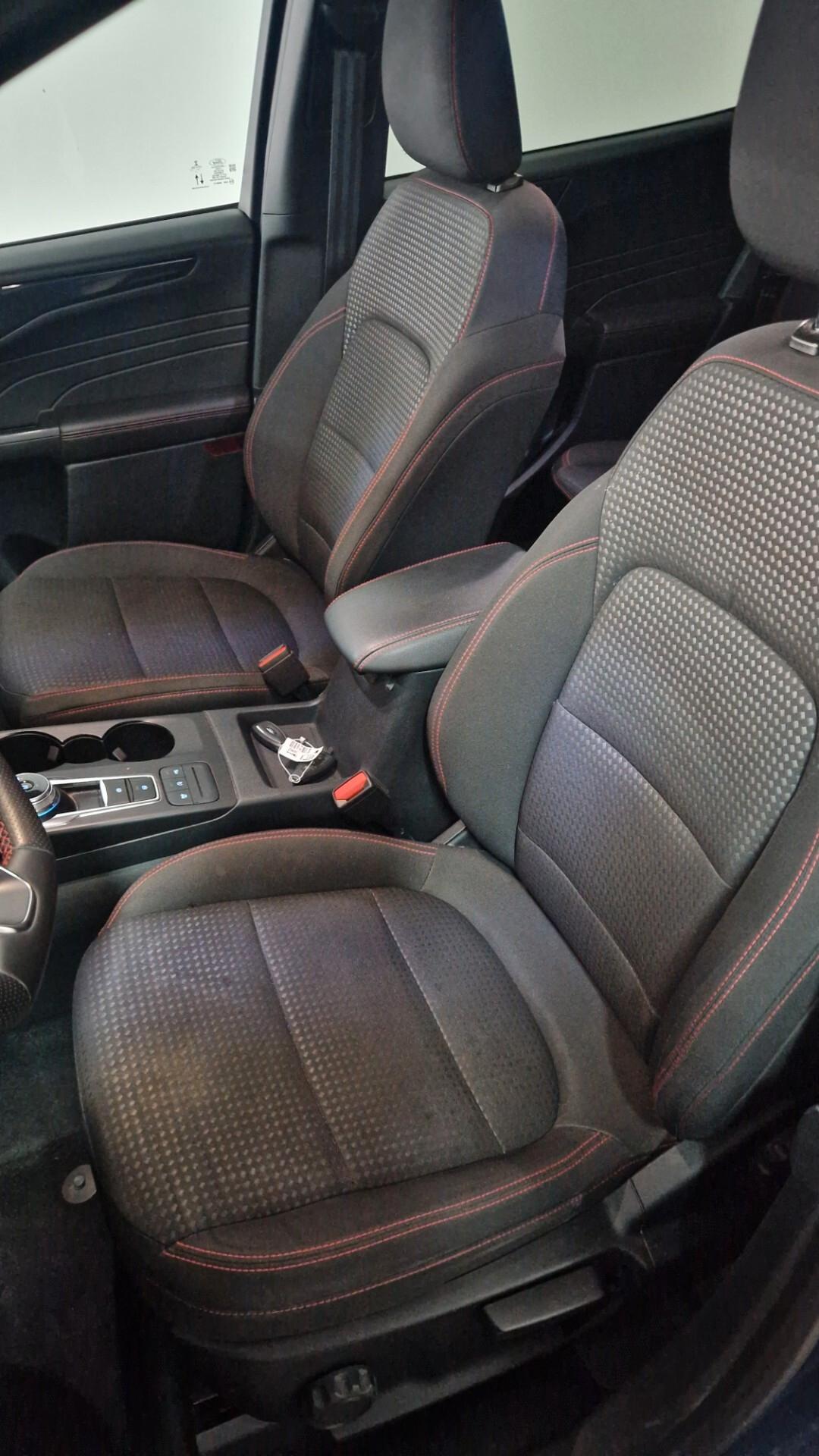 Ford Kuga 1.5 EcoBlue 120 CV aut. 2WD ST-Line led N1