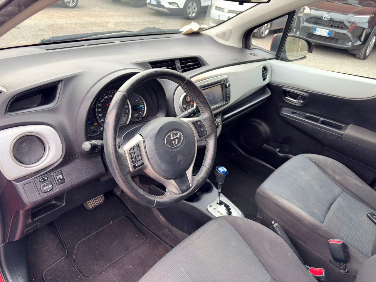 Toyota Yaris 1.5 Hybrid 5 porte Lounge