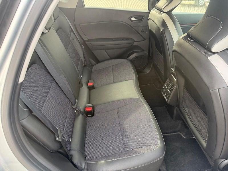 Renault Captur E-Tech hybrid 1.6 E-TECH HEV 145 TECHNO AUTO