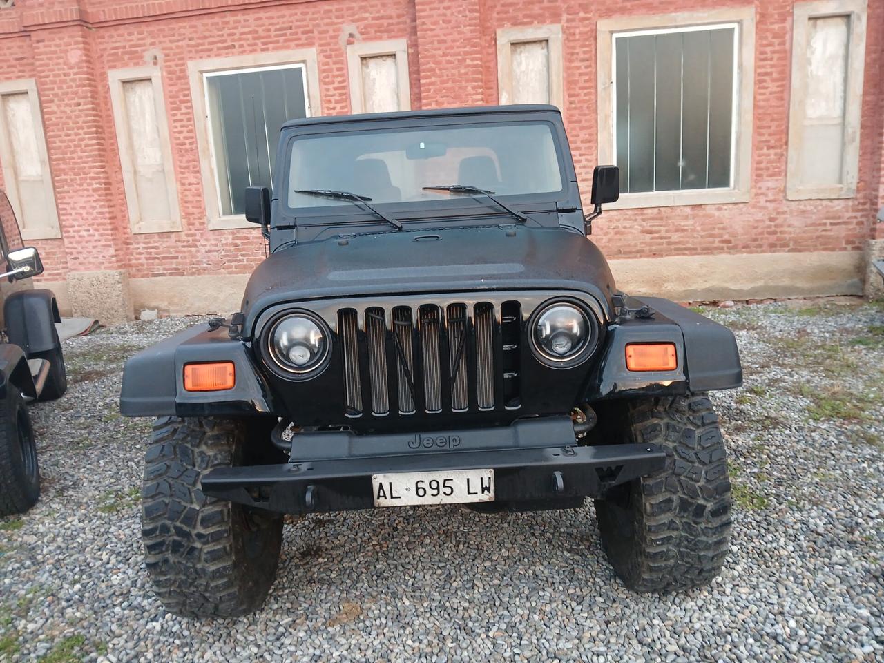 Jeep Wrangler 2.5 cat Sport