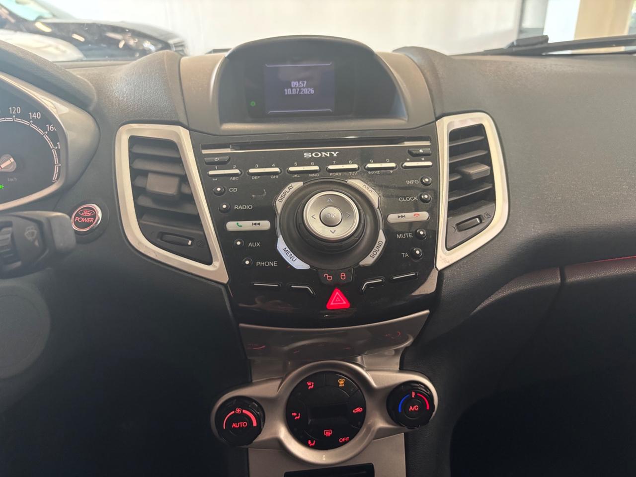 Ford Fiesta 1.4 5 porte Bz.- GPL Titanium