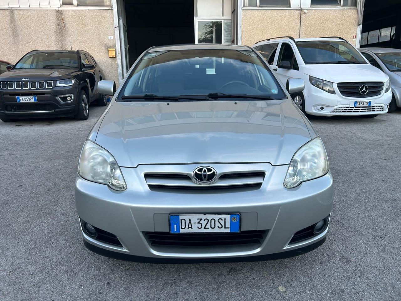 Toyota Corolla 1.4 D-4D Cambio automatico 5 porte
