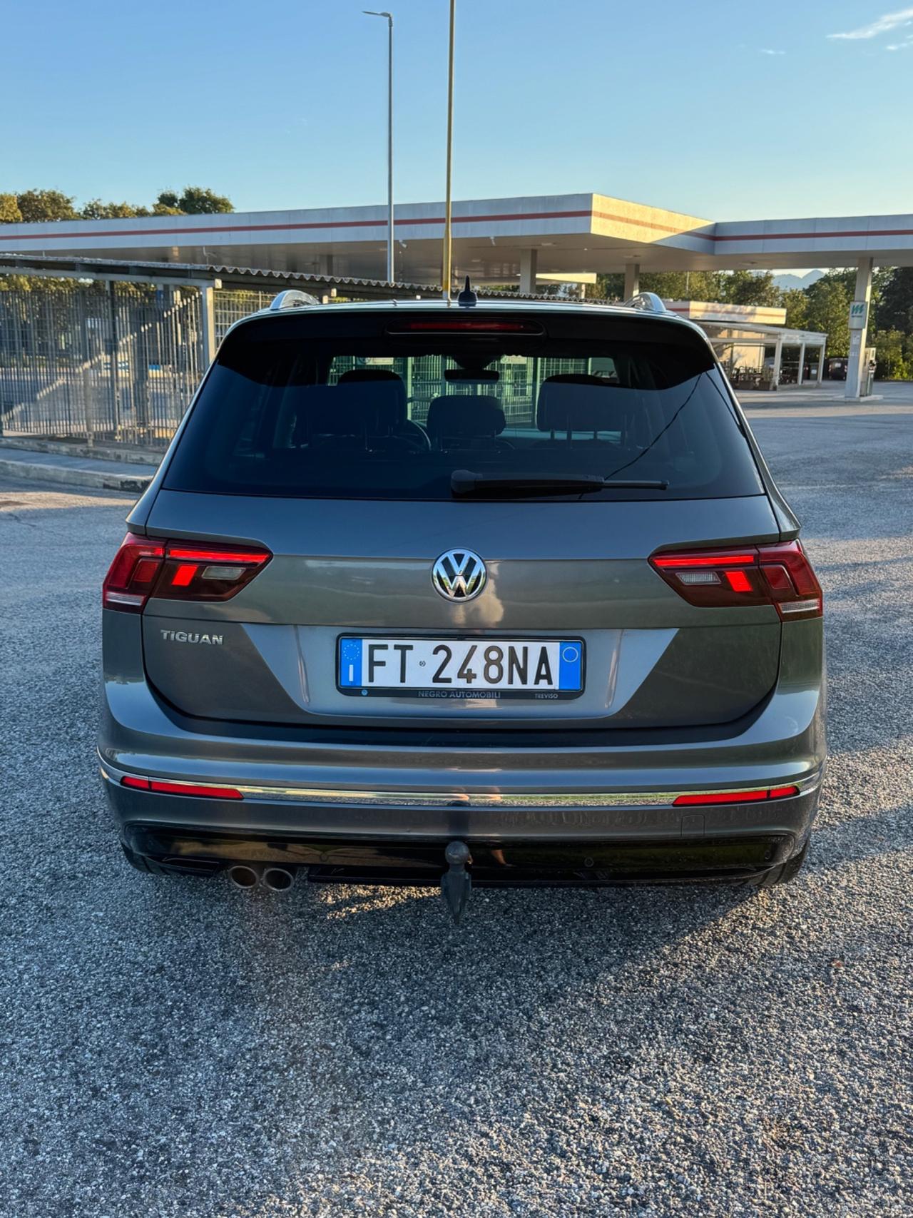 Volkswagen Tiguan 2.0 TDI R-Line 4MOTION