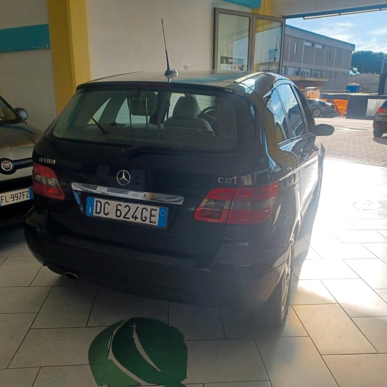 136.428 km CLASSE B 180 PERFETTA 1 2MESI GARANZIA