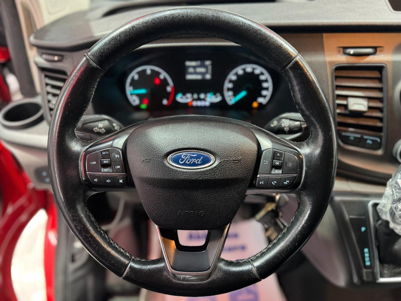 Ford Transit Custom 340 2.0 TDCi 130 PC Furgone Trend