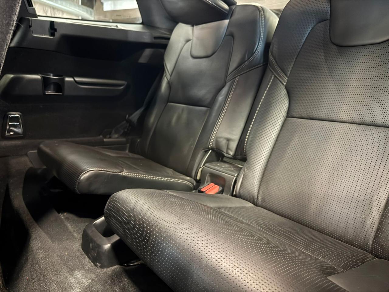 Volvo XC 90 XC90 D5 AWD Geartronic 7 posti Inscription