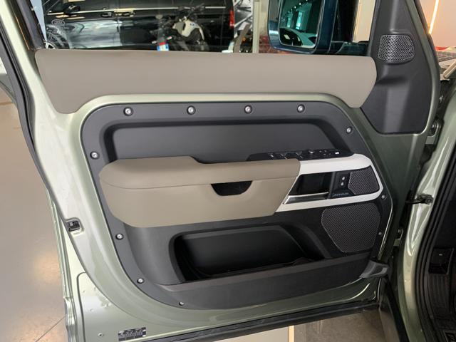 LAND ROVER Defender 110 2.0 SD4 240CV AWD Auto First Edition