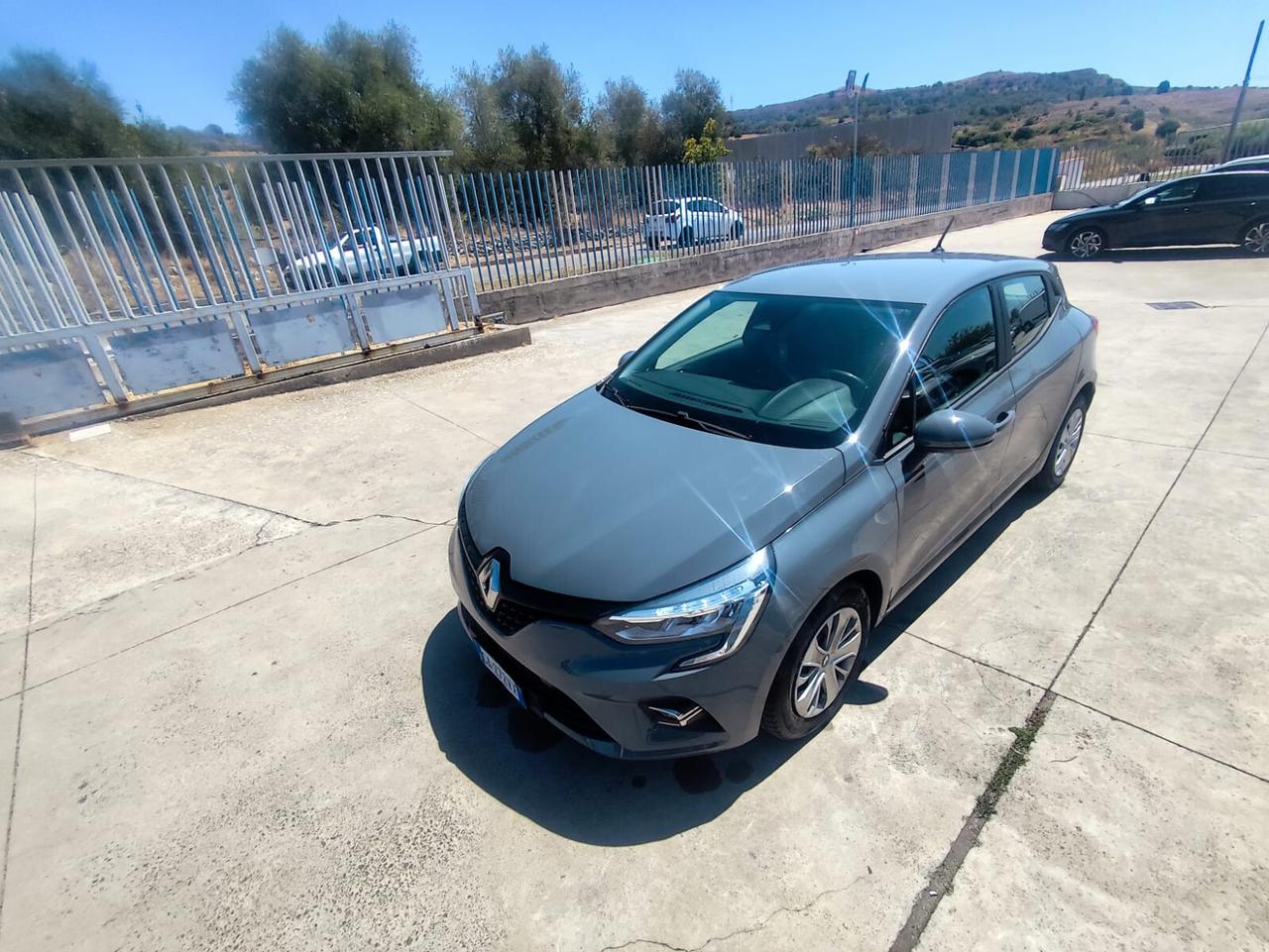 Renault Clio TCe 100 CV 5 porte Intens