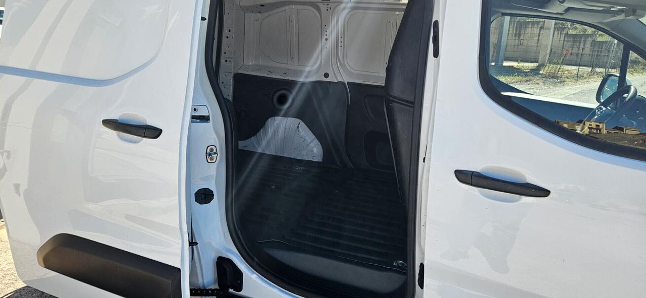 Opel Combo Cargo 1.5 Diesel 102CV (PREZZO IVA ESCLUSA 22%)