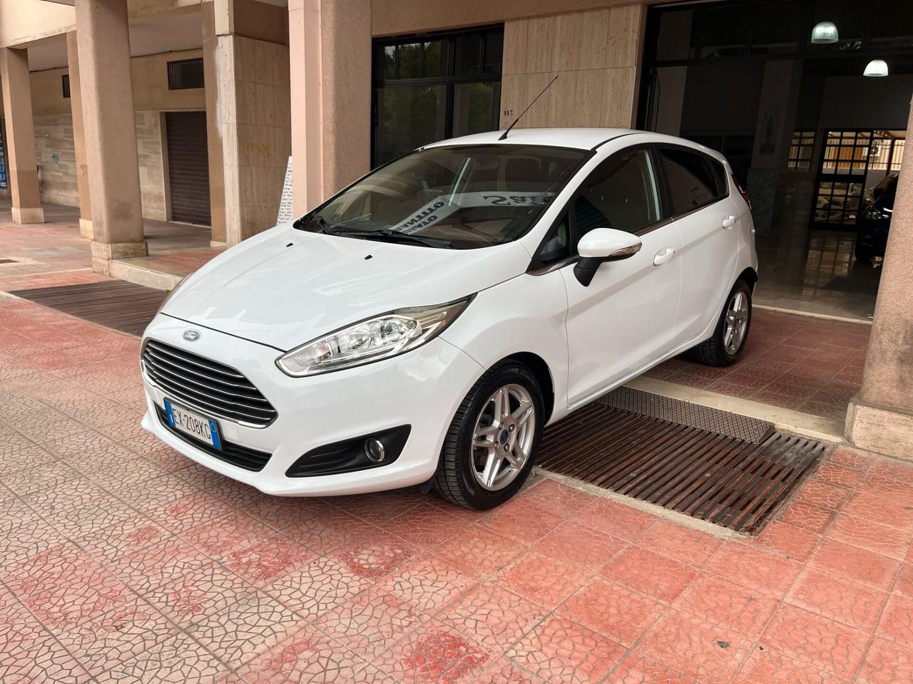 Ford Fiesta 1.4 5p. GPL NAVI perfetta-14