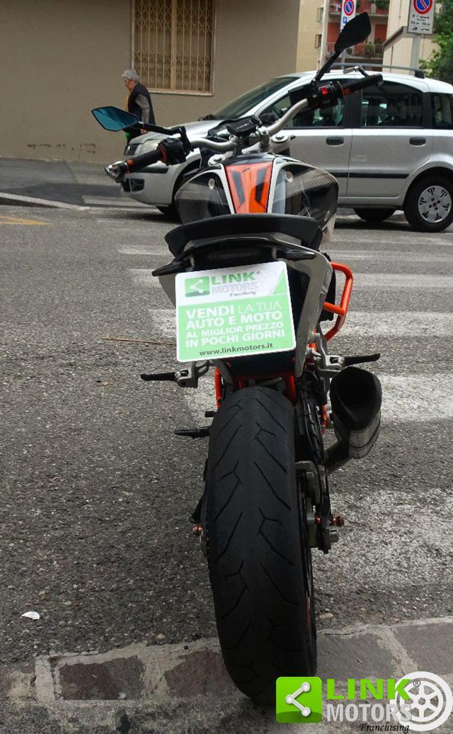 KTM 690 Duke KTM 690 -BATTERIA NUOVA-