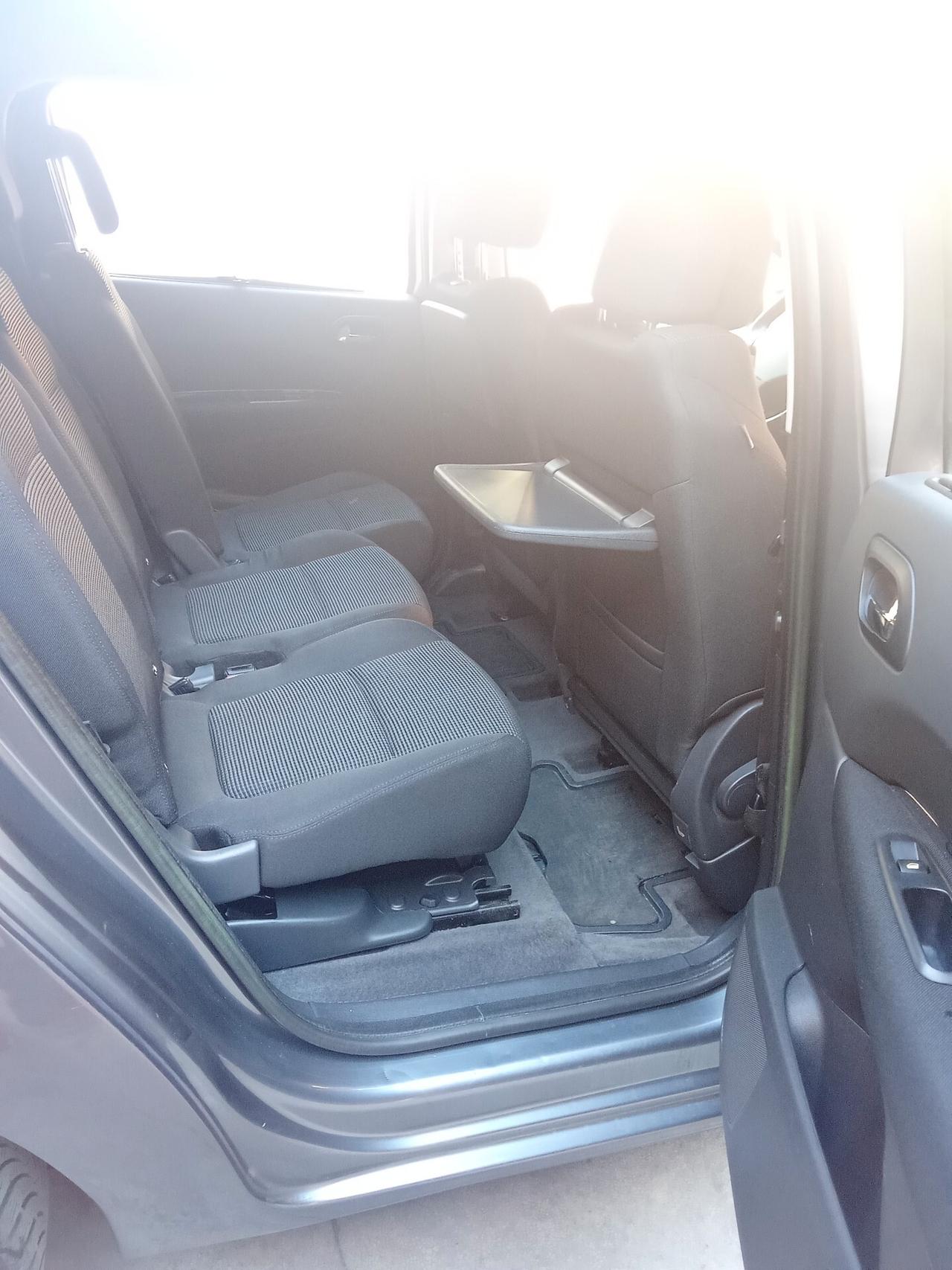 Peugeot 5008 2.0 HDi 163CV aut. Active