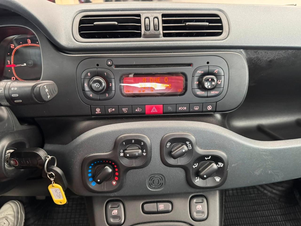 FIAT PANDA 1.3 MJ 95 CV. E6 LOUNGE 5 POSTI PERFETTA