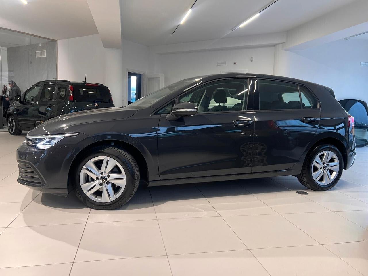 Volkswagen Golf 1.0 TSI EVO Life DSG