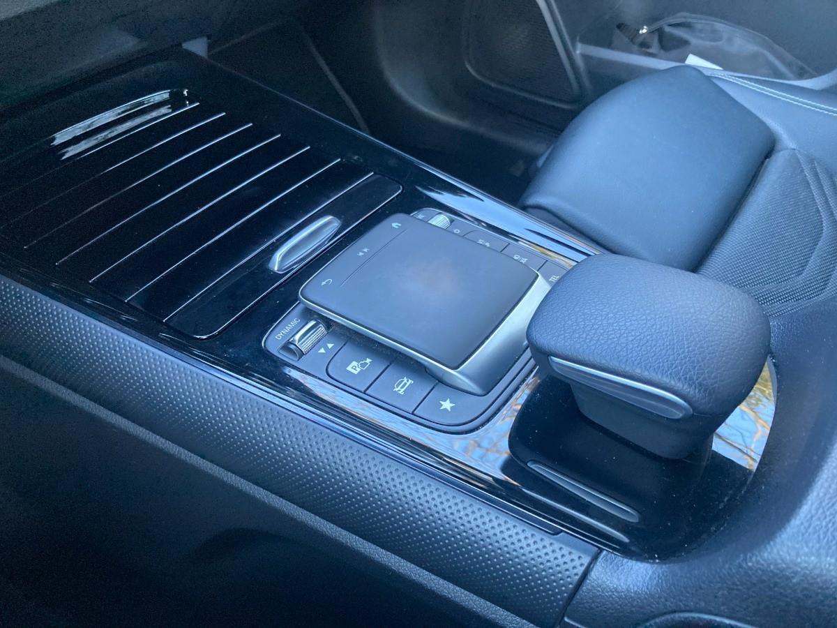 Mercedes-Benz GLB 200 d Business Extra auto