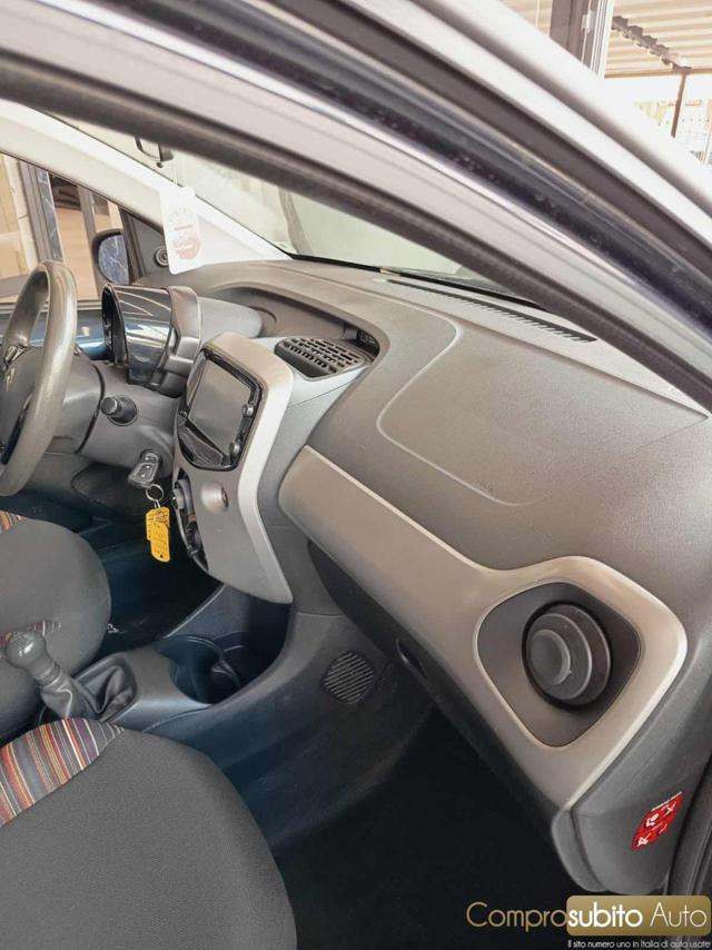 CITROEN C1 Airscape PureTech 82 5 porte Shine