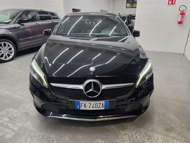 Mercedes-Benz 180 MERCEDES-BENZ 245 A 180 Sport E6