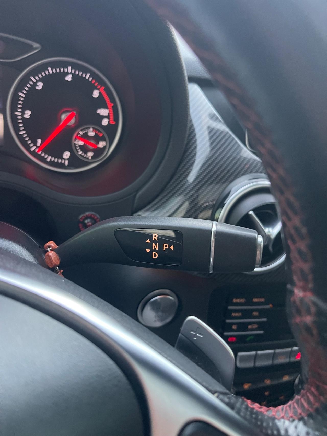 Mercedes Benz Classe B180d W246 Premium AMG 1.5 CDI 110cv