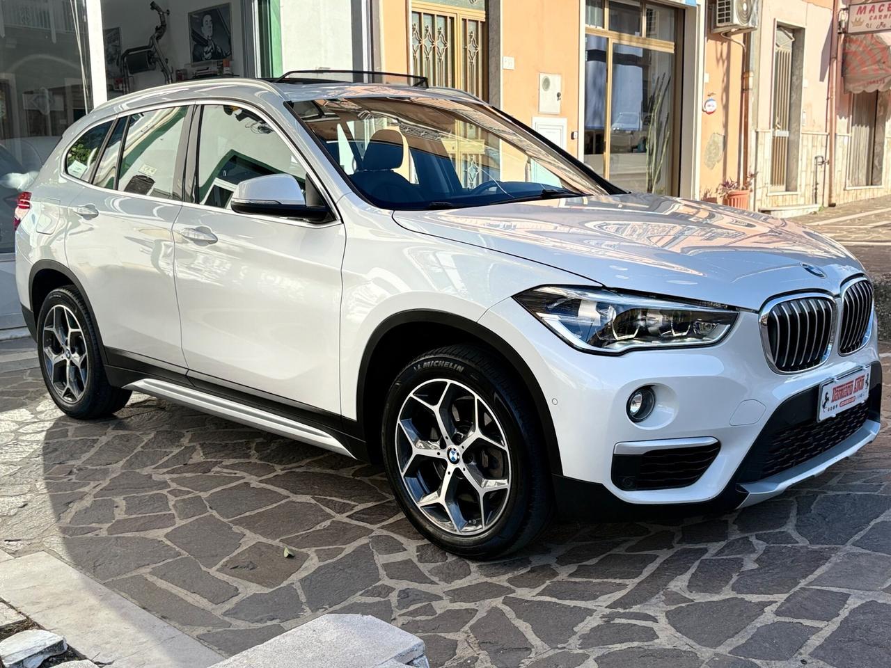 BMW X1 SDrive20d xLine FULL/LED/NAV/TETTO