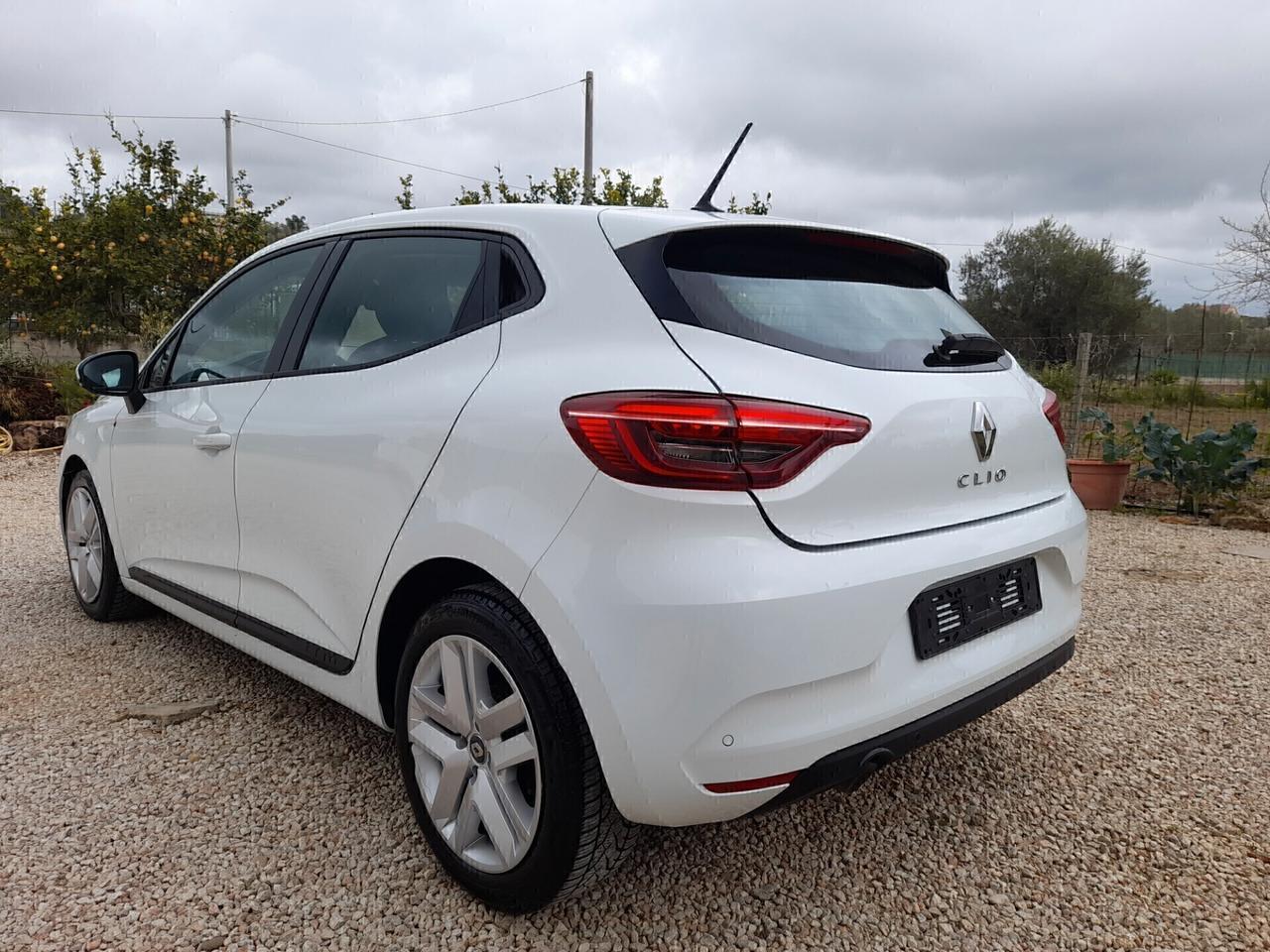 Renault Clio TCe 90 CV 5 porte Life anno 2021 NAVI