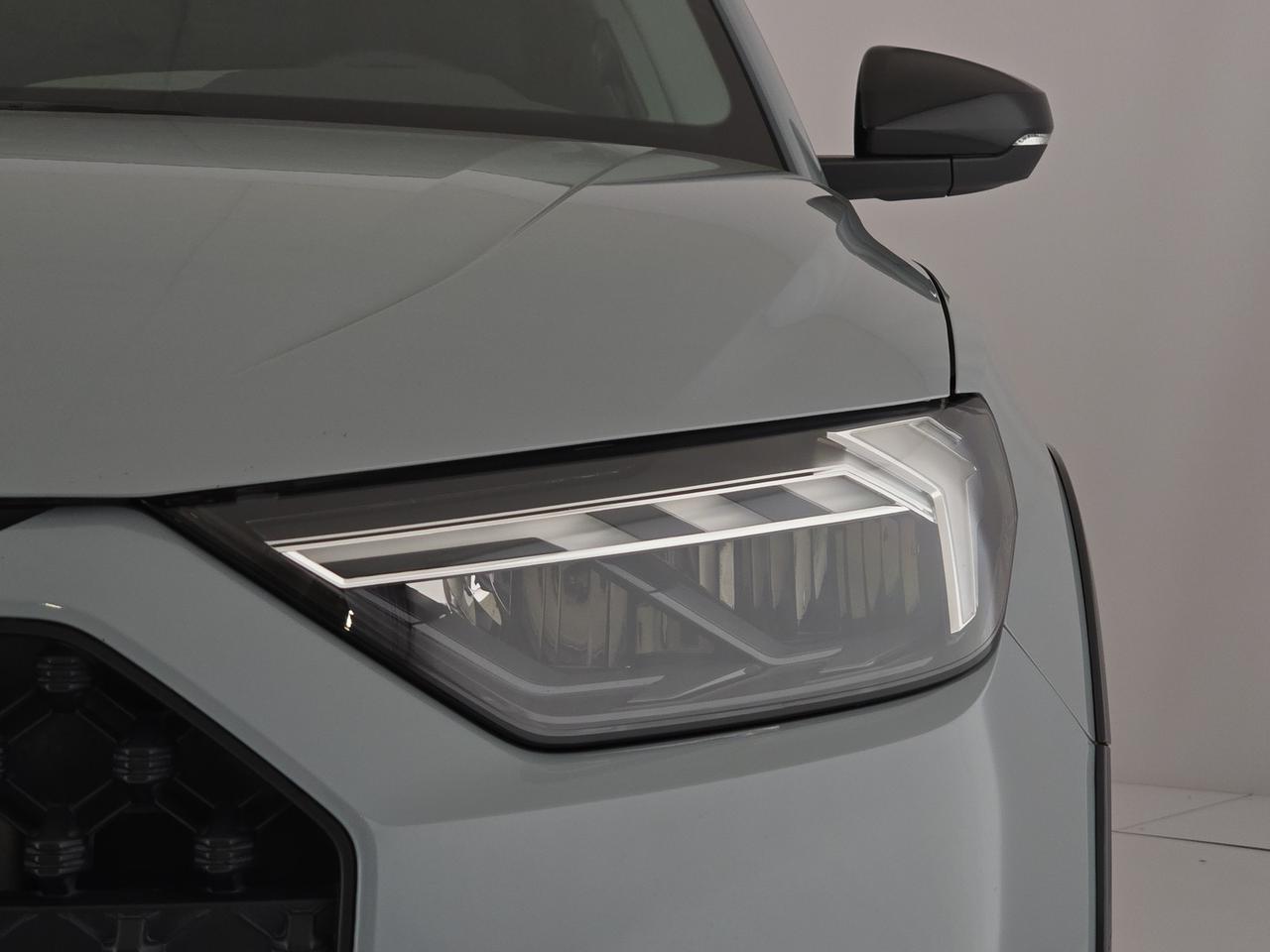 Audi A1 citycarver 30 1.0 tfsi admired 110cv