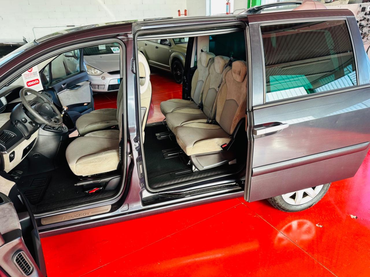 Peugeot 807 2.0 HDi 7Posti