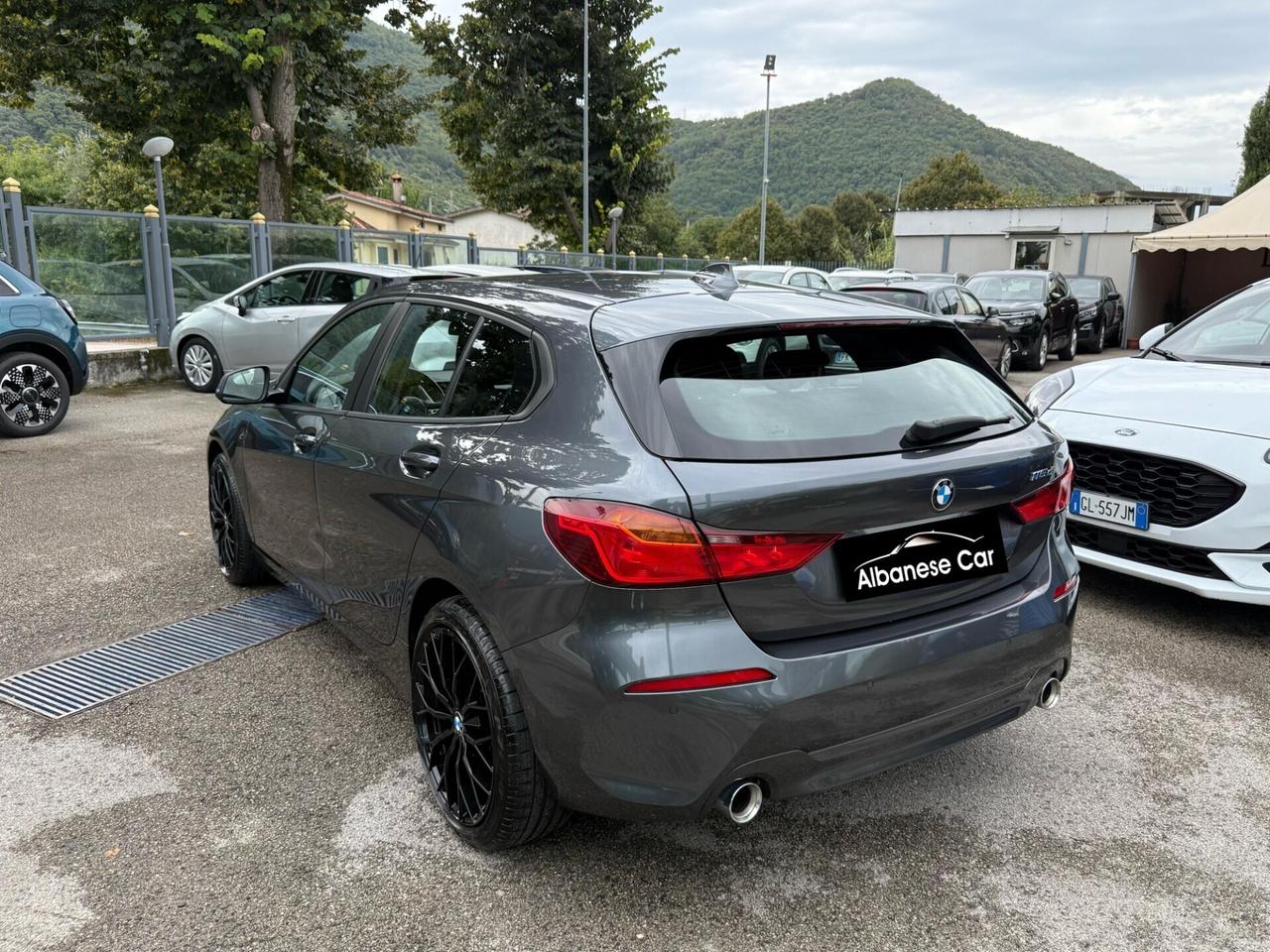 Bmw 118d 5p. Business Advantage Auto.