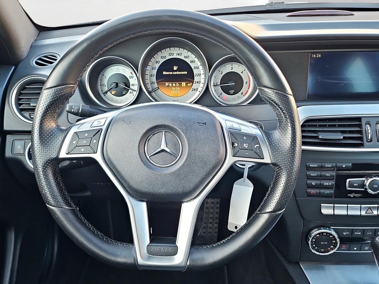 Mercedes-benz C 220 CDI BlueEFFICIENCY Coupé Avantgarde