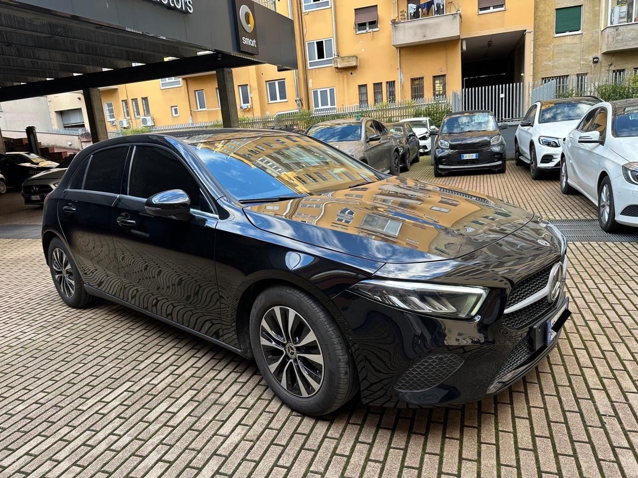 Mercedes-benz A 180 d Automatic Sport led restyling *promo*