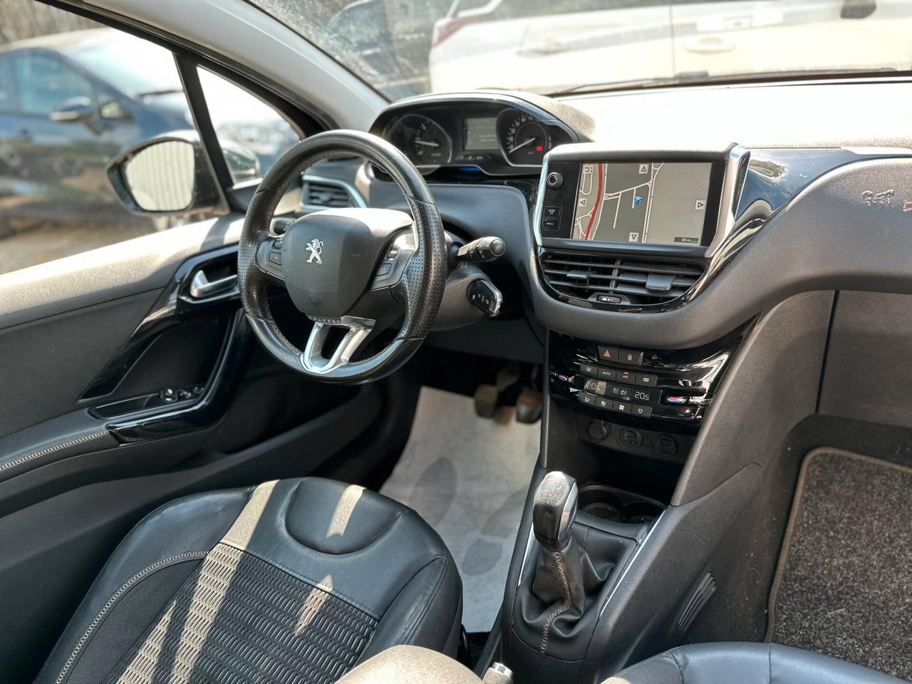 Peugeot 208 1.4 HDi 68 CV 3 porte Allure