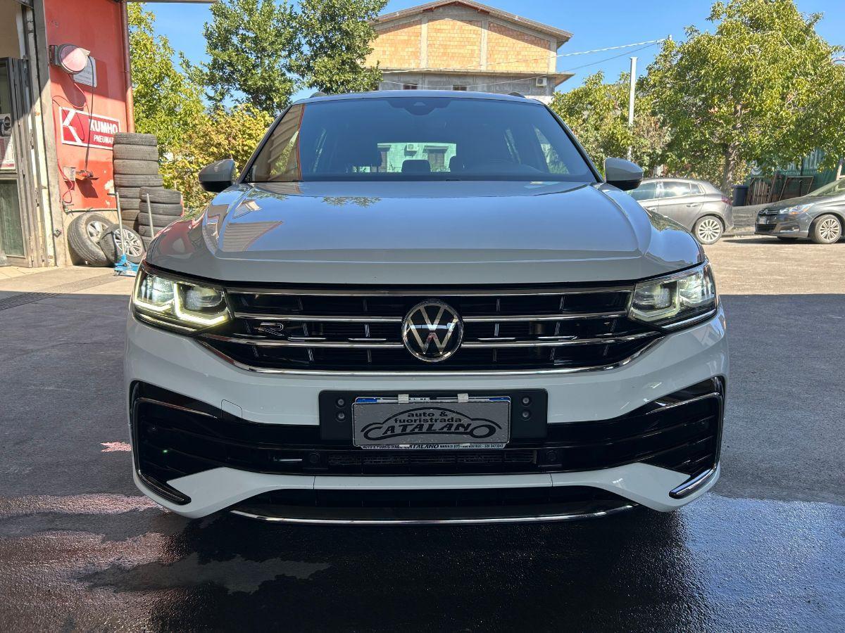 VOLKSWAGEN - Tiguan - 2.0 TDI 150CV SCR DSG R-Line