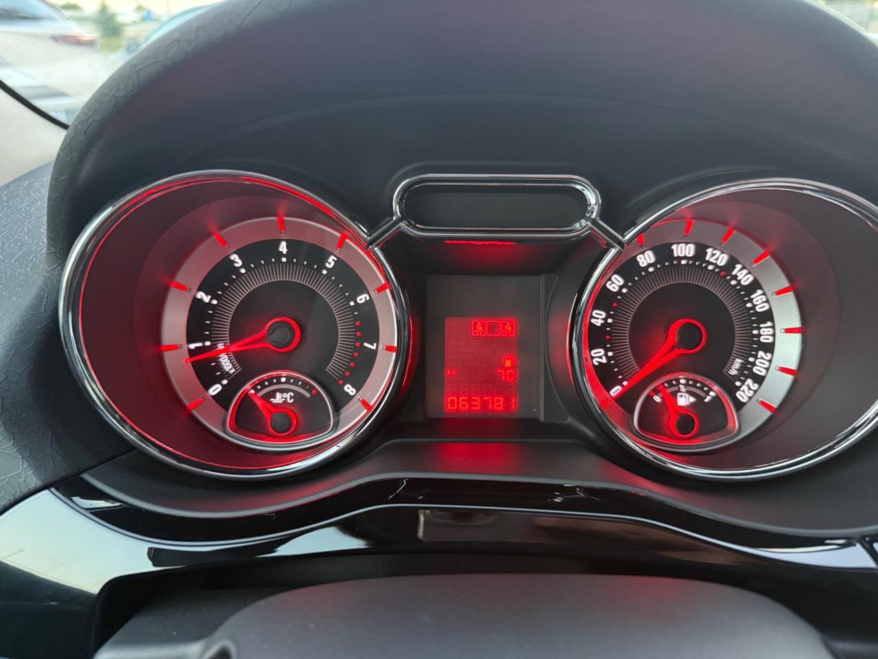 Opel Adam 1.2 70 CV Start&Stop