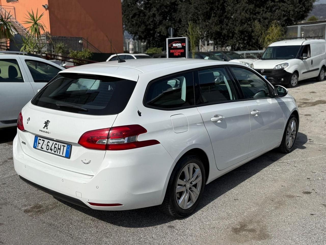 Peugeot 308 BlueHDi 130 S&S SW Allure