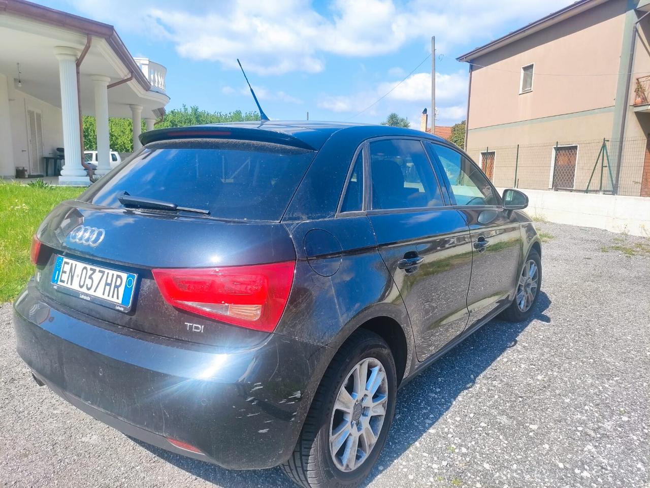 Audi A1 1.6 TDI S tronic 90 CV ( cambio automatico) per neopatentati