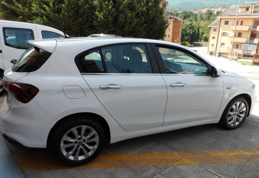 Fiat Tipo 1.6 MULTIJET 120 CV 5 porte Lounge