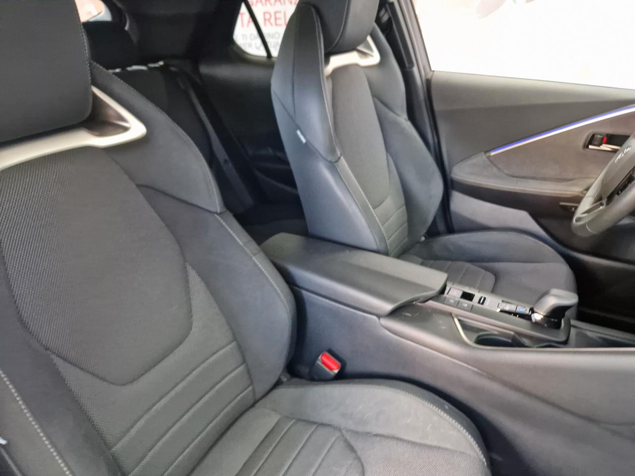 Toyota C-HR 1.8 HV Lounge