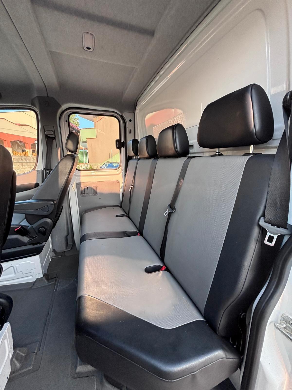 volkswagen crafter 2.0 tdi L2H1 DC 6 POSTI