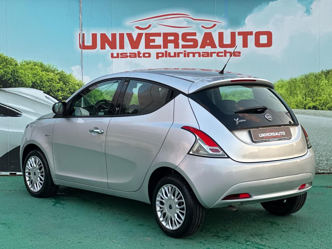 Lancia Ypsilon 1.2 Benzina 69cv Silver 2016