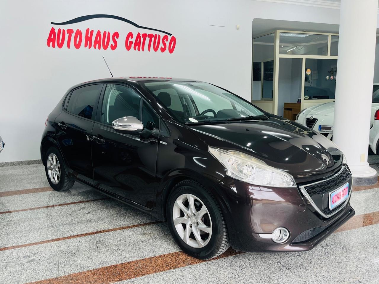 Peugeot 208 1.6 e-HDi 92 CV Style anno 2013
