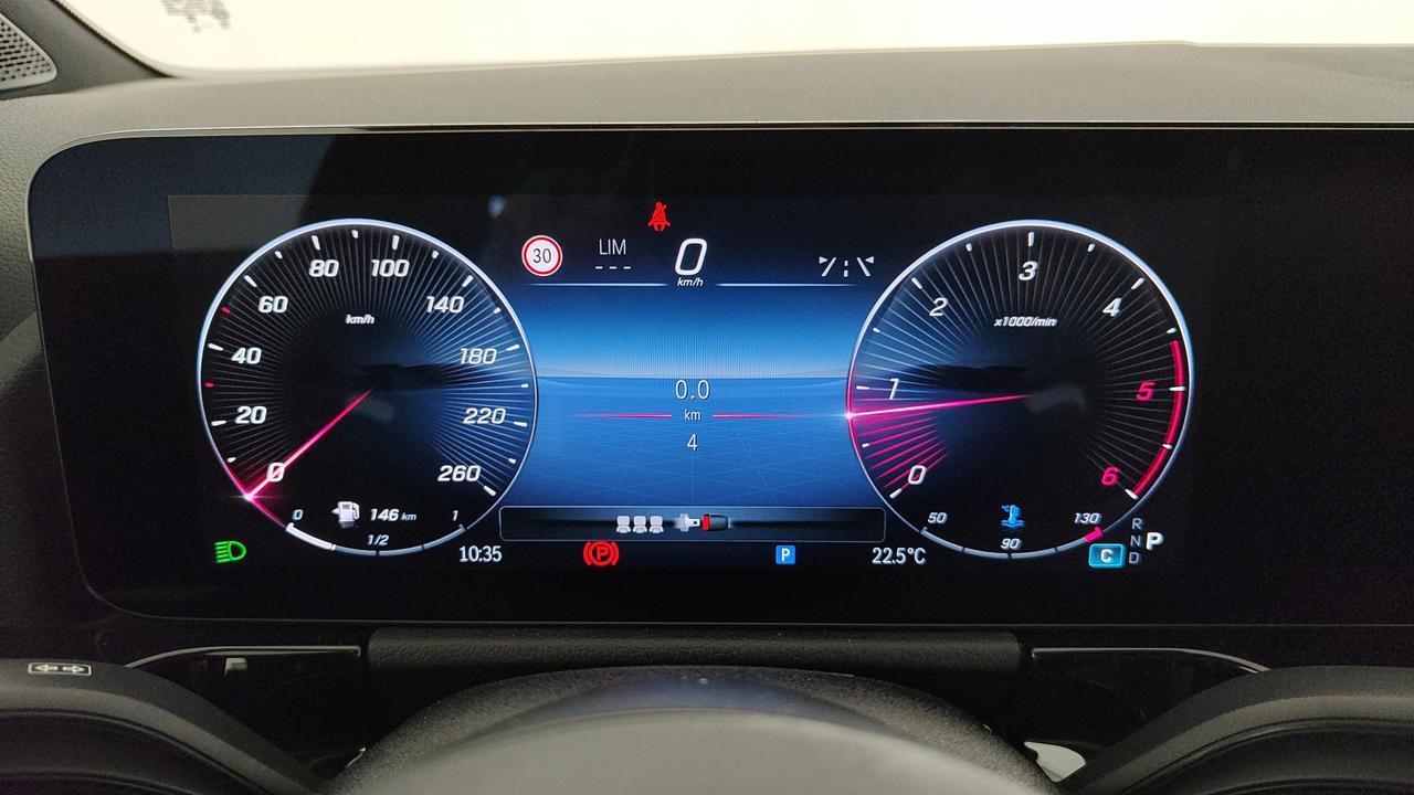 Mercedes-Benz GLA 200 d automatic