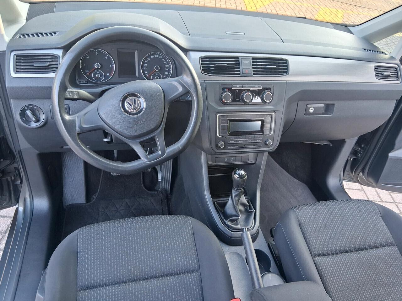Volkswagen Caddy 2.0 TDI 102 CV Trendline..CELL 320 147 1147 WUATSAPP.