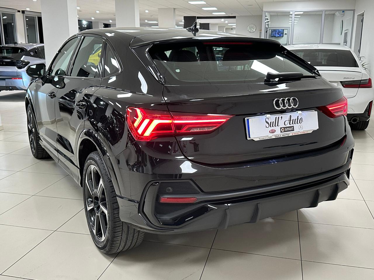 Audi Q3 35 TDI 150 CV S tronic S line edition 2020