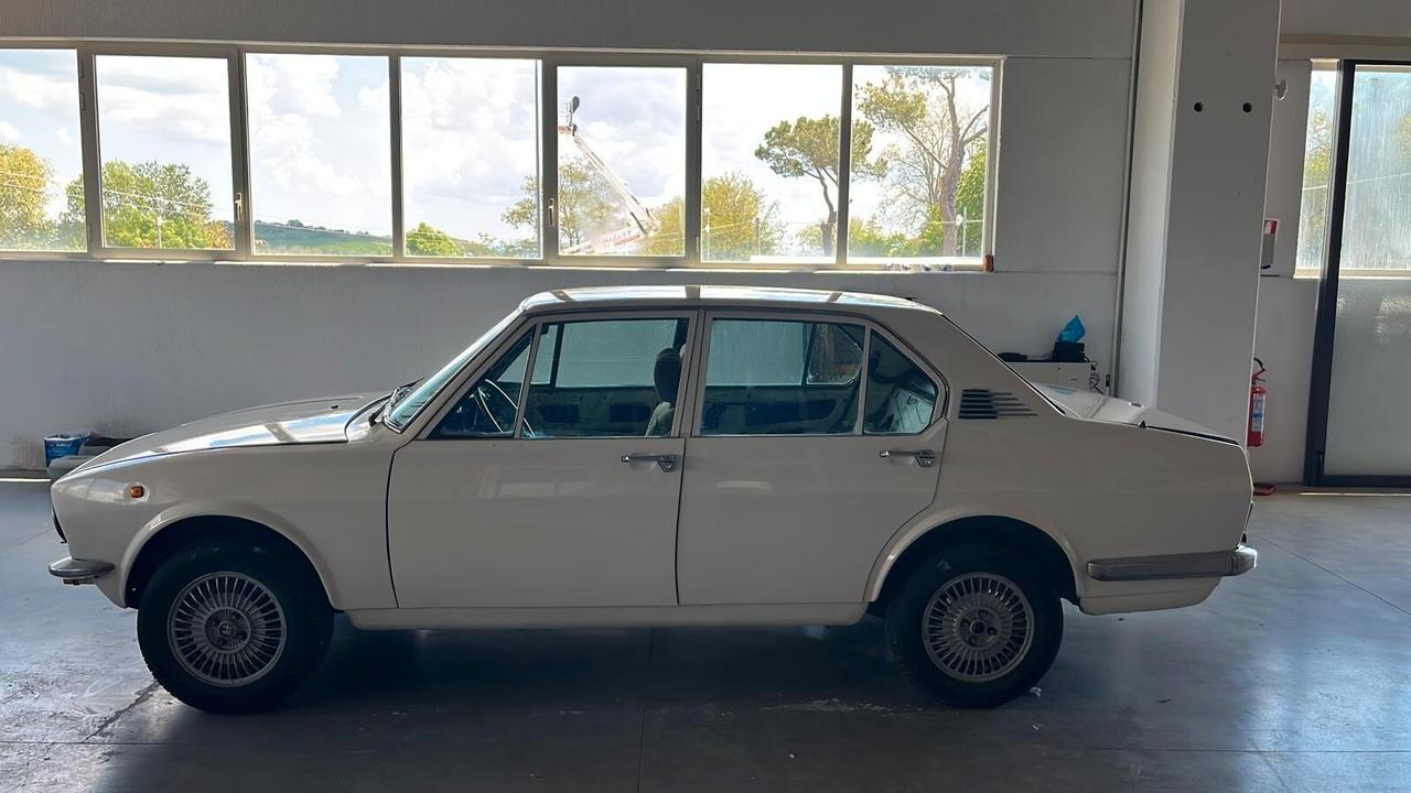 Alfa Romeo Alfetta 1.8